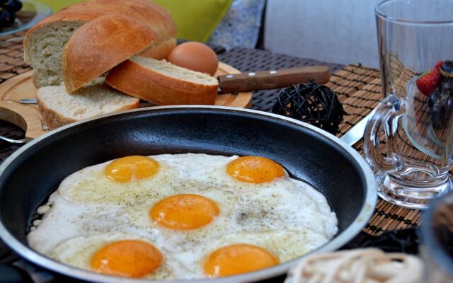 Townhouse Park & House