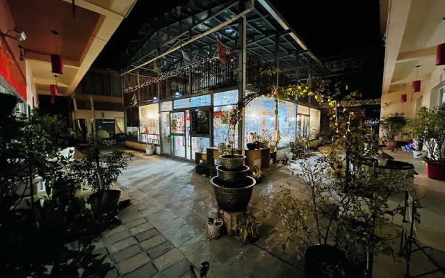 ShangriLa chudengshuo homestay