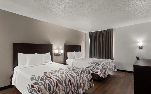 Red Roof Inn & Suites Savannah Airport