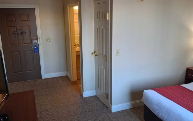 SAMIR Stay at NW Expressway