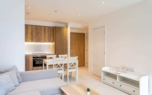 Whitechapel Modern Studio Flat