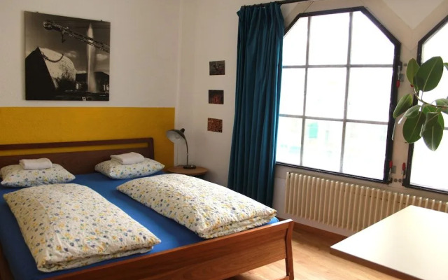 Basel Backpack - Urban Hostel Culture