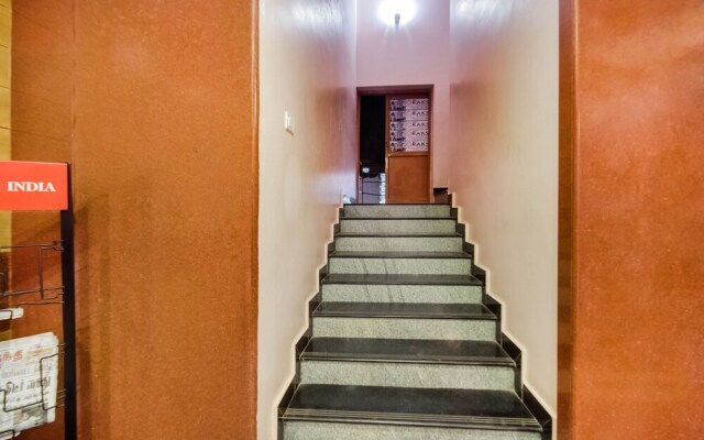Capital O 49169 Hotel Raks
