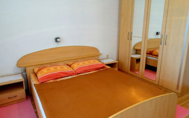 Warm and Welcoming Apartments With Sea View