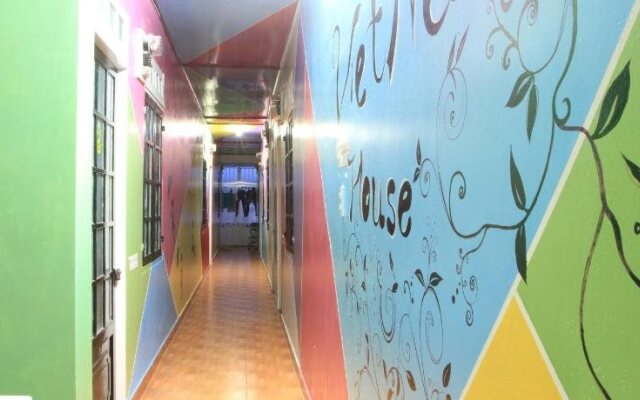 VietNam House Hostel