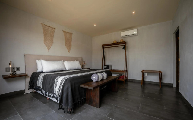 Bora Boutique - Adults Only