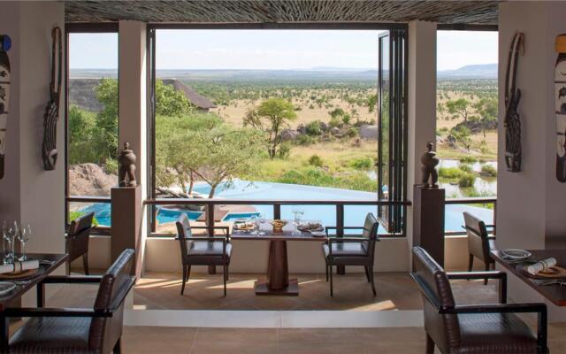 Отель Four Seasons Safari Lodge Serengeti