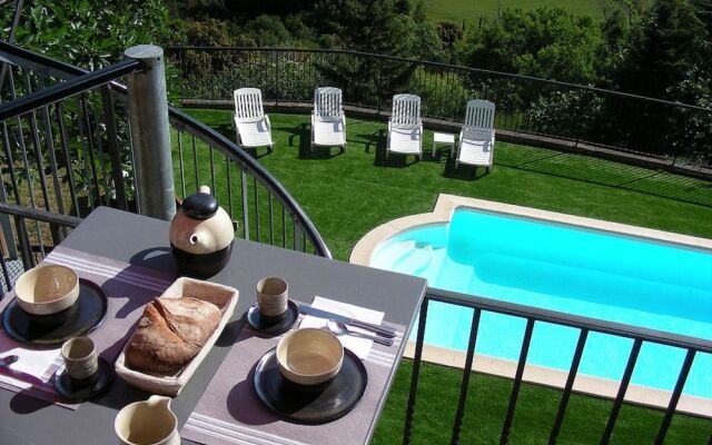 Écurie De Cucugnan. Chambres d'hotes