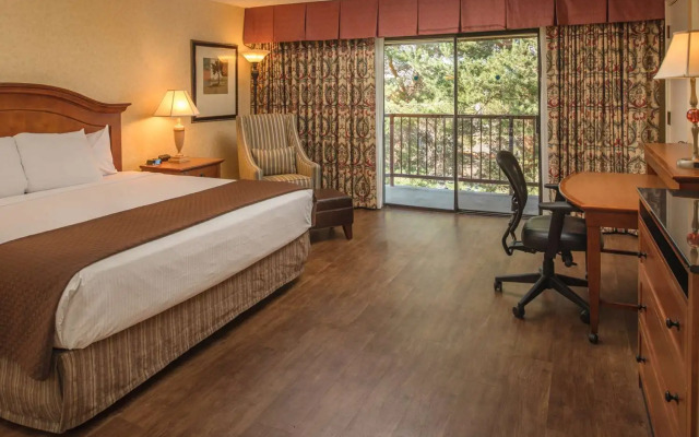 Red Lion Hotel Pasco Airport & Conference Center