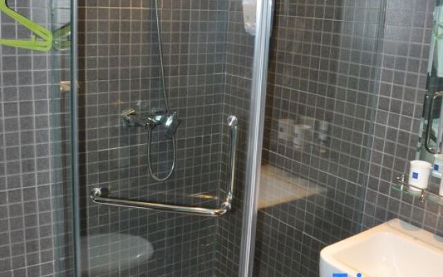 Motel - Langfang High Speed Railway Station New Chaoyang Shopping Center