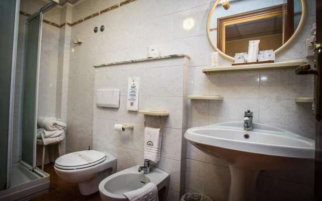 Hotel Ristorante Lago Bin