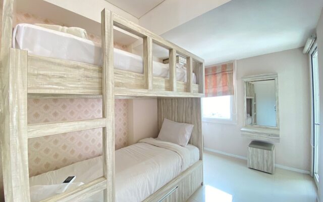 Nice And Cozy 2Br Apartment At Parahyangan Residence
