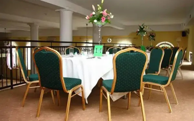 Hotel Colnus