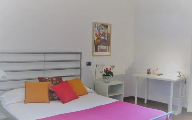 Bright Gioberti Courtyard