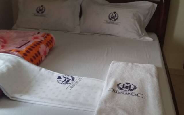 Harts Motel