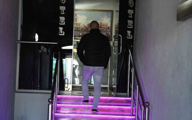 Hotel Bardhi