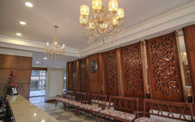 Life Hotel Infinity