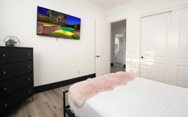 5BR Resort Style Entertainer with Pool, Spa, BBQ