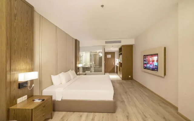 Panorama Beachfront Nha Trang by LYN Condotel