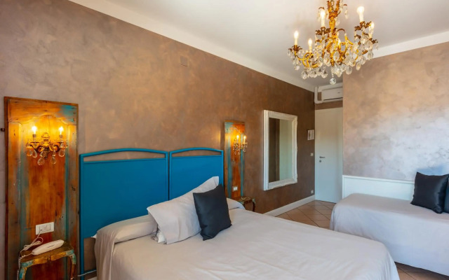 Hotel Maximilian