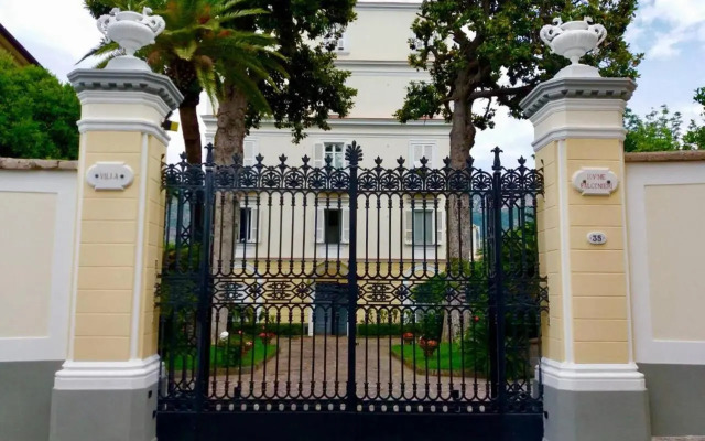 Villa Falconieri Sorrento Suite