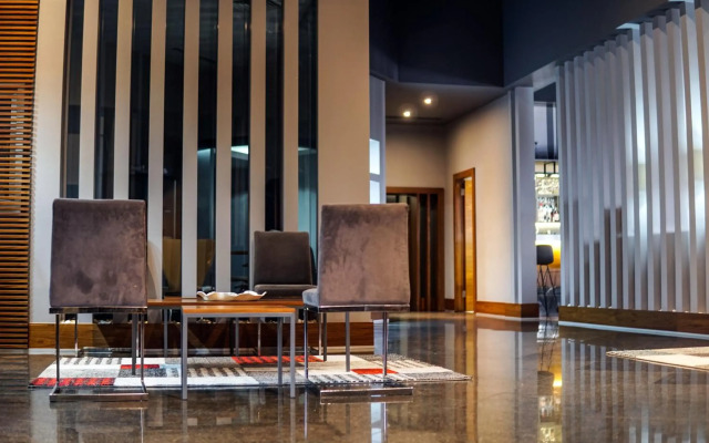 Yayoba Hotel