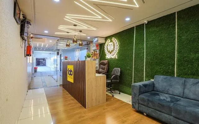 Fabhotel The Heaven