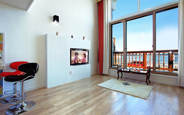 Gyeonpo Sea Travel Pension