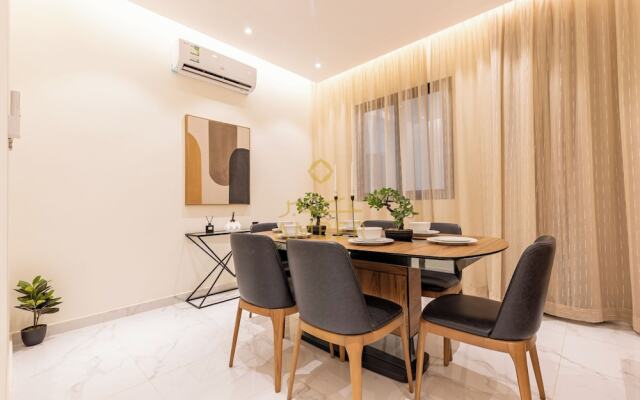 Amber Hospitality Al Qirawan