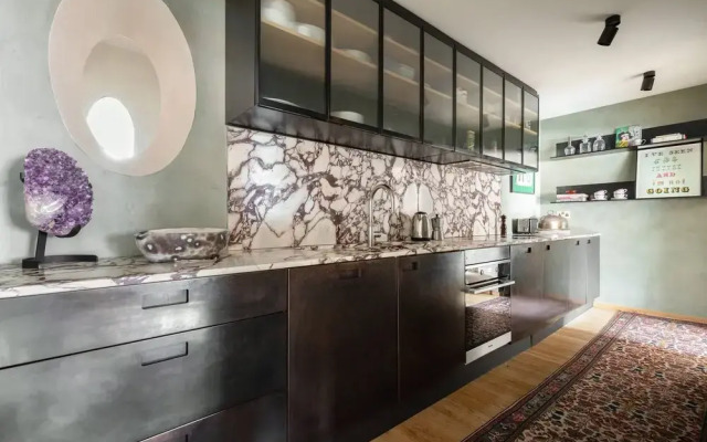 Pont Street IV by Onefinestay