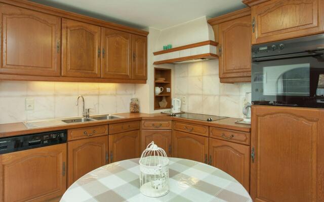 Spacious Holiday Home in Humain with Garden