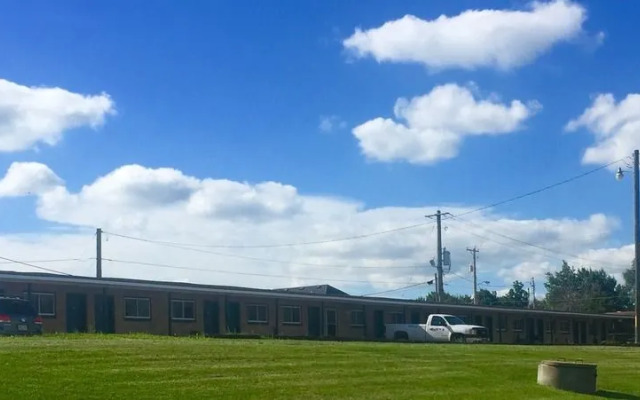 Holiday Motel Creston