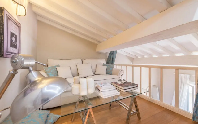 Classic Terrace Santo Spirito