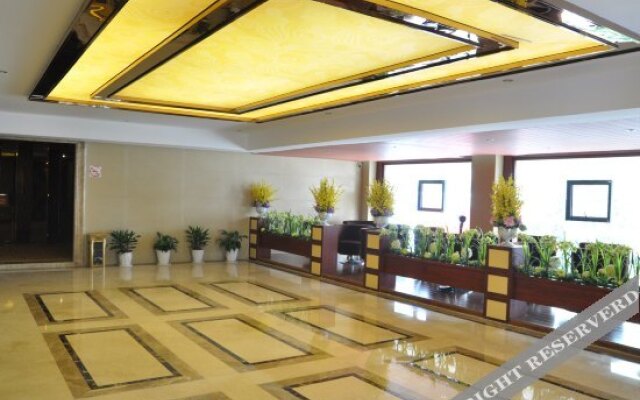 Xiaodongmen Holiday Business Hotel