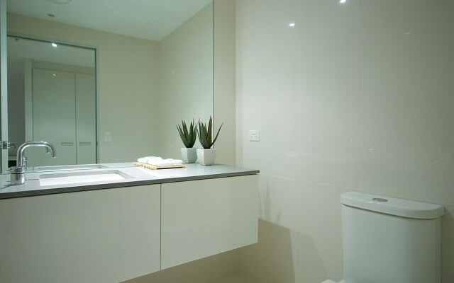 Circle on Cavill - Private Apartments