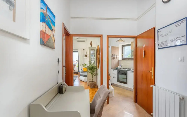 Bright 3-bedroom Apartment in Lovran