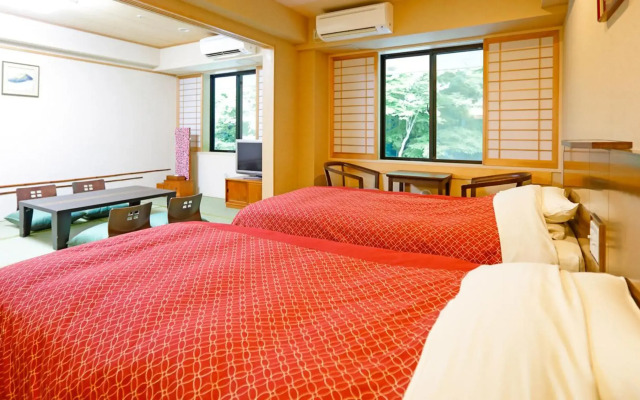 Hakone Yumoto Onsen Tenseien