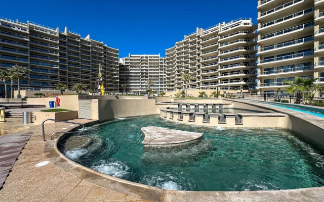 Luxury New Oceanfront Condo 5BR Sleeps 12