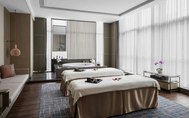 Zhangjiagang Marriott Hotel - Image 4