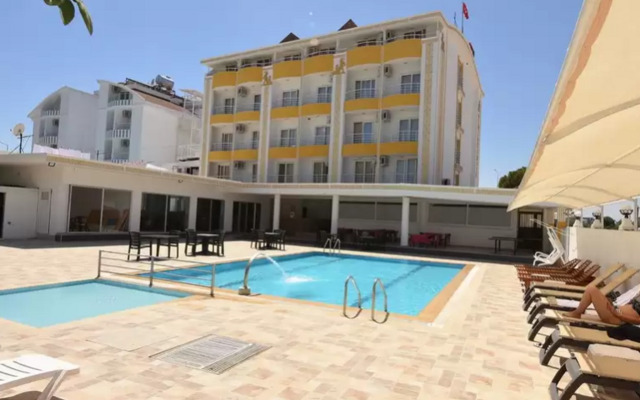 Demirci Hotel