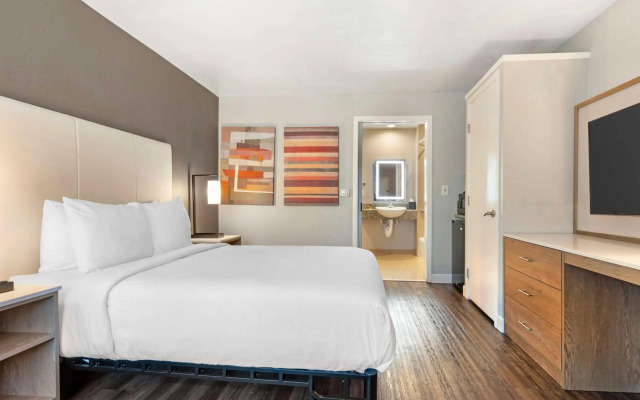 Best Western Plus Rancho Cordova Inn