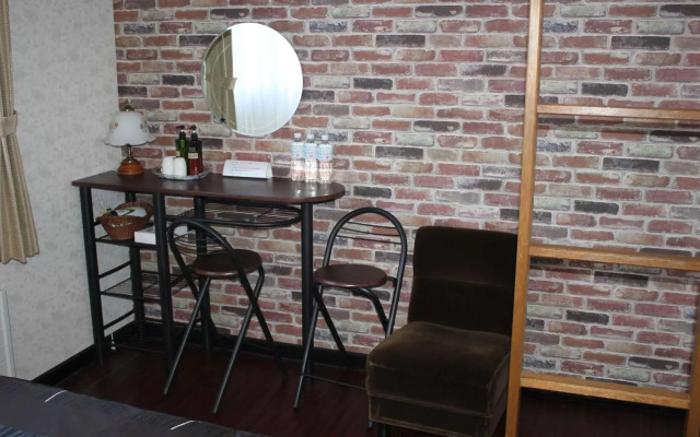 petit-hotel #MELON Furano