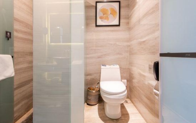 Charm City Kai Guan Hotel (Chengdu West Railway Station Qingyang Wanda) – Bathroom – Chengdu