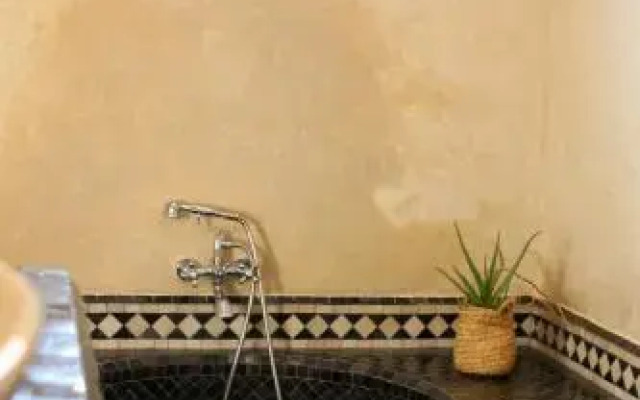 Riad Dollar Des Sables