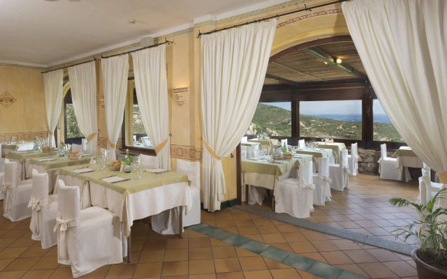 Myo Hotel Rocce Sarde