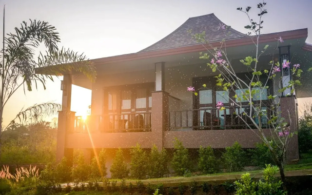 Phu Chom Mork Resort