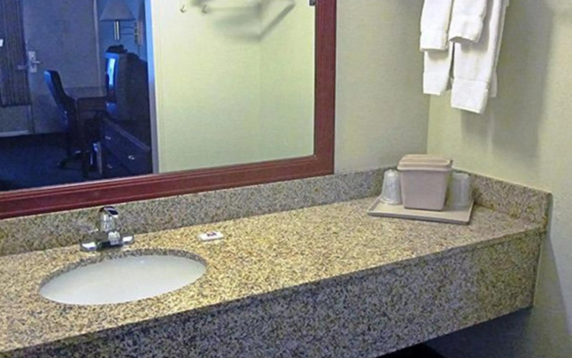 Motel 6 Houston, TX - East