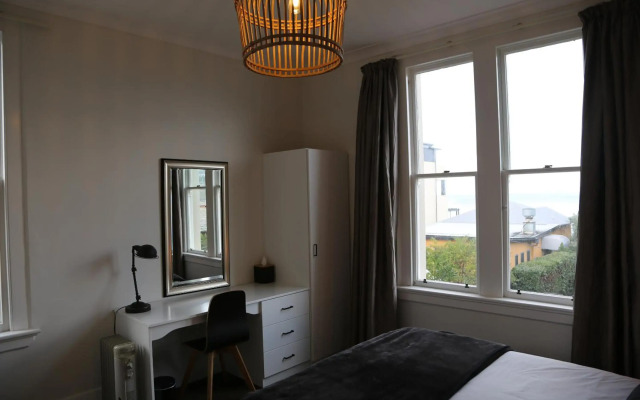 Majestic Mansions - Apartments at St Clair