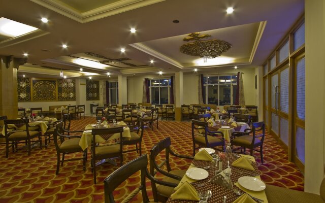 Royal Park Resort