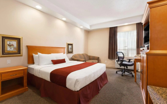 Travelodge by Wyndham Spruce Grove